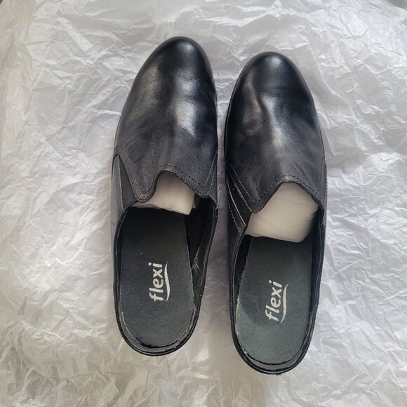 NWOT Flexi Women Black Leather Wedge Sandals Size US 9.5 - Picture 2 of 4